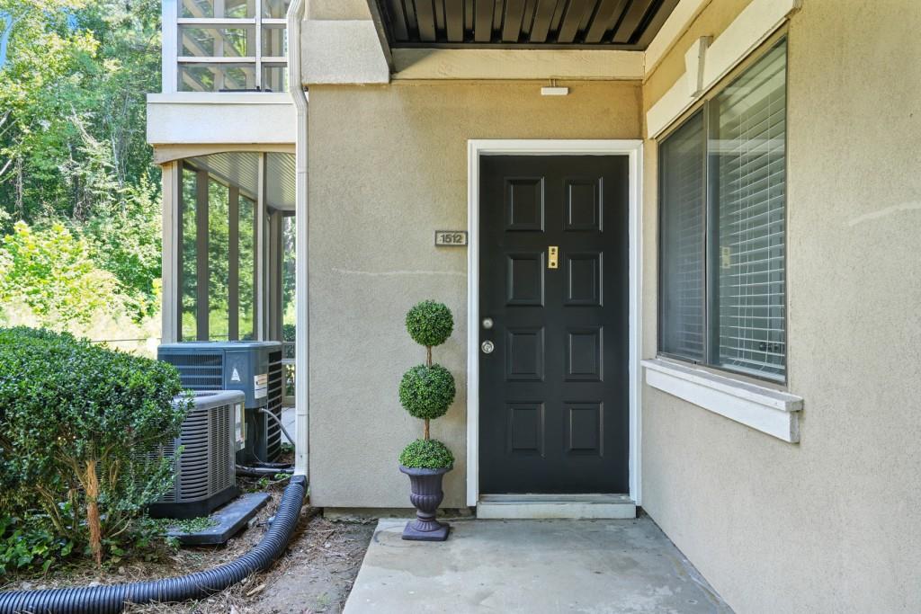 1512 Wingate Way, Atlanta, GA 30350