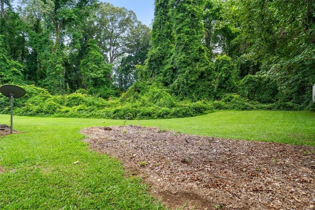 2205 Enon Rd., Atlanta, GA 30331