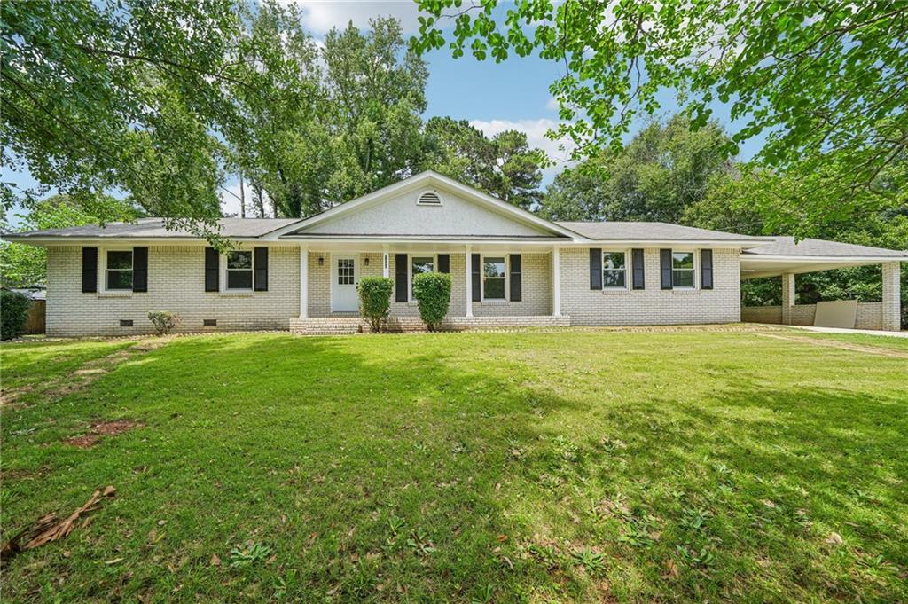 1352 White Oak St., Conyers, GA 30013