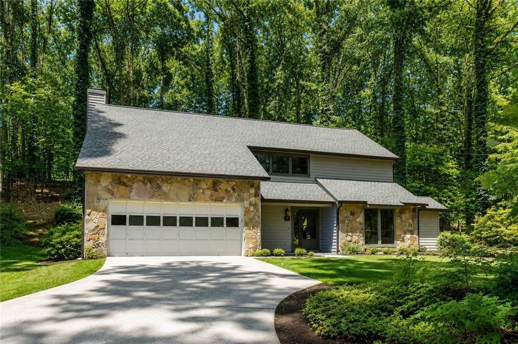 445 Taberwood Way, Roswell, GA 30076