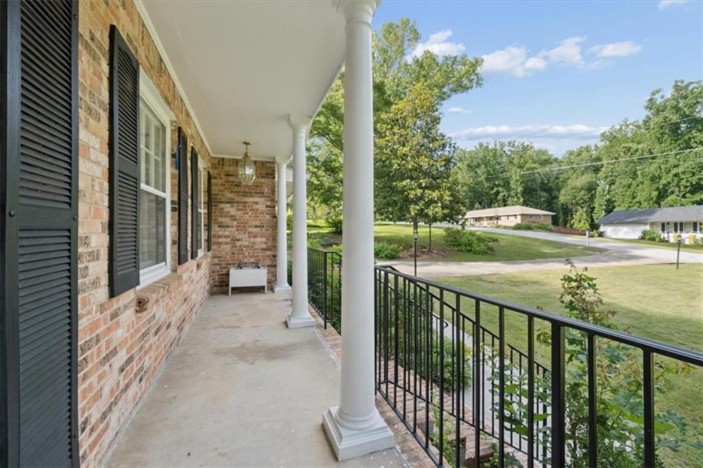 1828 Wiggins Cir., Conyers, GA 30094