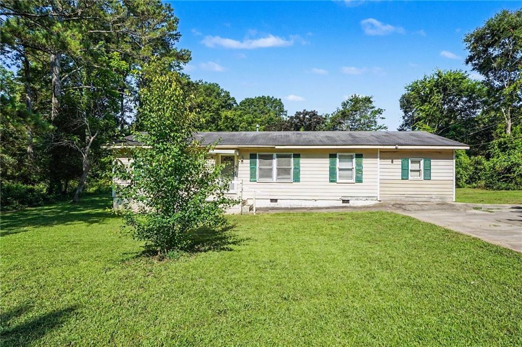 684 Shiloh Rd., Jenkinsburg, GA 30234
