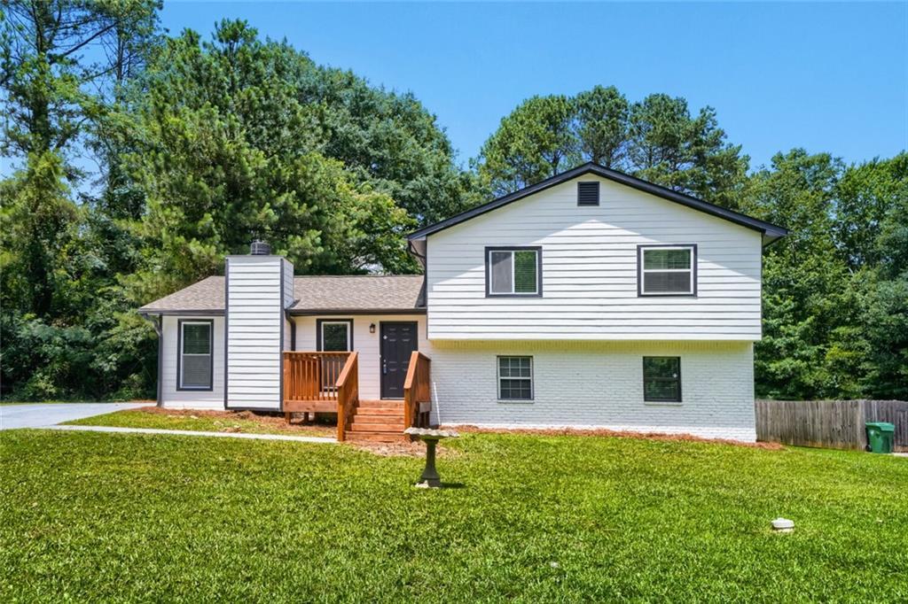 4436 Cypress Ridge Ln., Stone Mountain, GA 30083