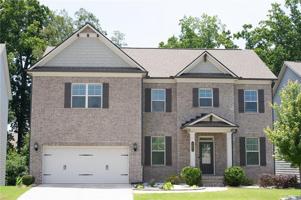 4652 Silver Oak Dr., Gainesville, GA 30504