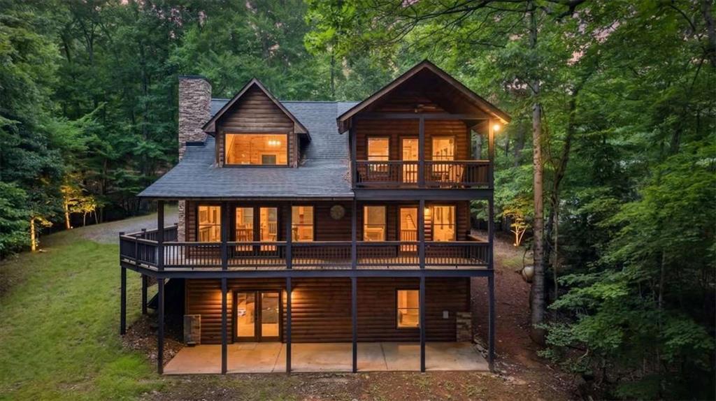 648 Stuart Mountain Rd., Mineral Bluff, GA 30559