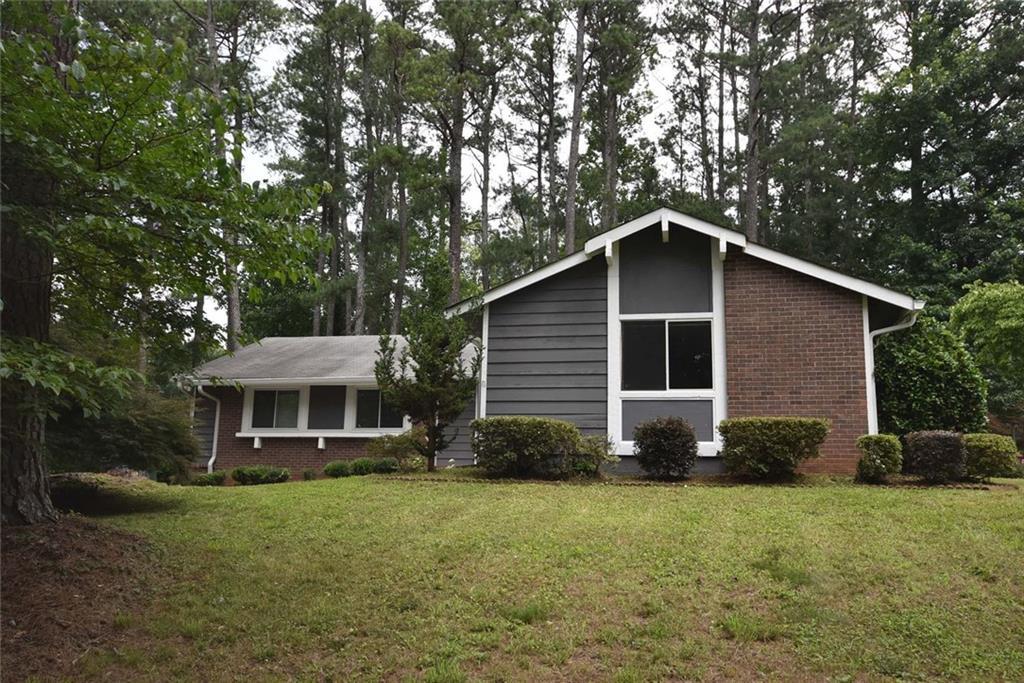 1288 Crescent Dr., Marietta, GA 30066