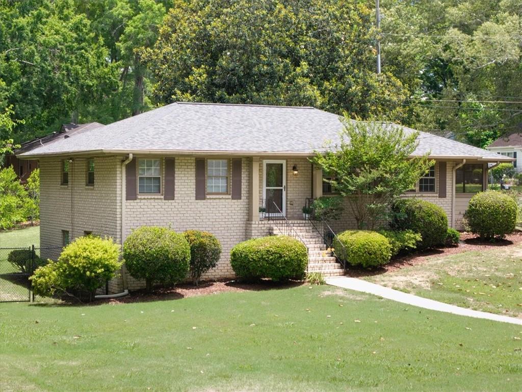 455 Freyer Dr., Marietta, GA 30060