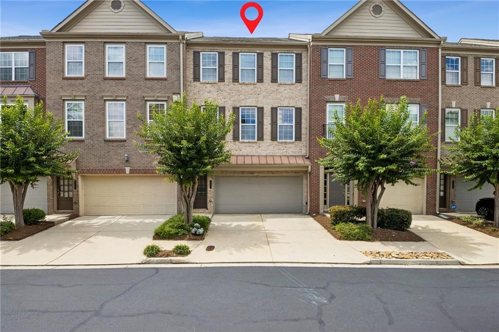 3279 Greenwood Oak Dr., Peachtree Corners, GA 30092