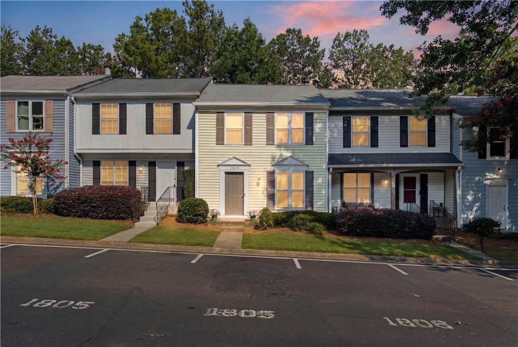 1805 Queen Anne Ct., Atlanta, GA 30350
