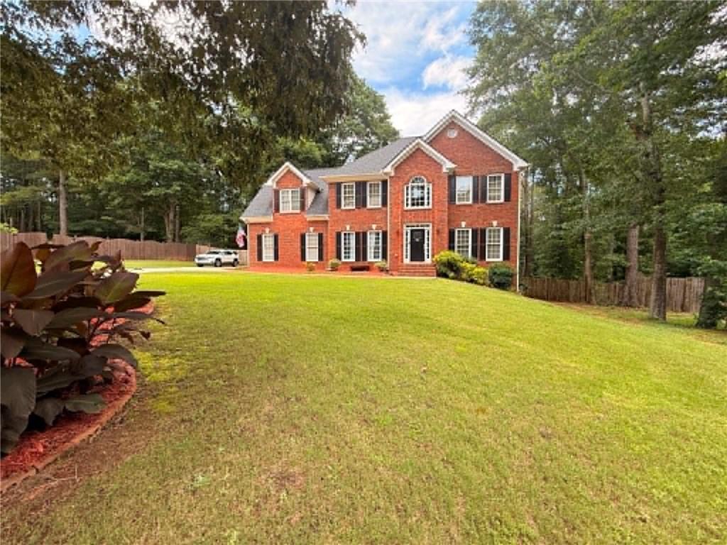 1156 Maple Creek Ridge, Loganville, GA 30052