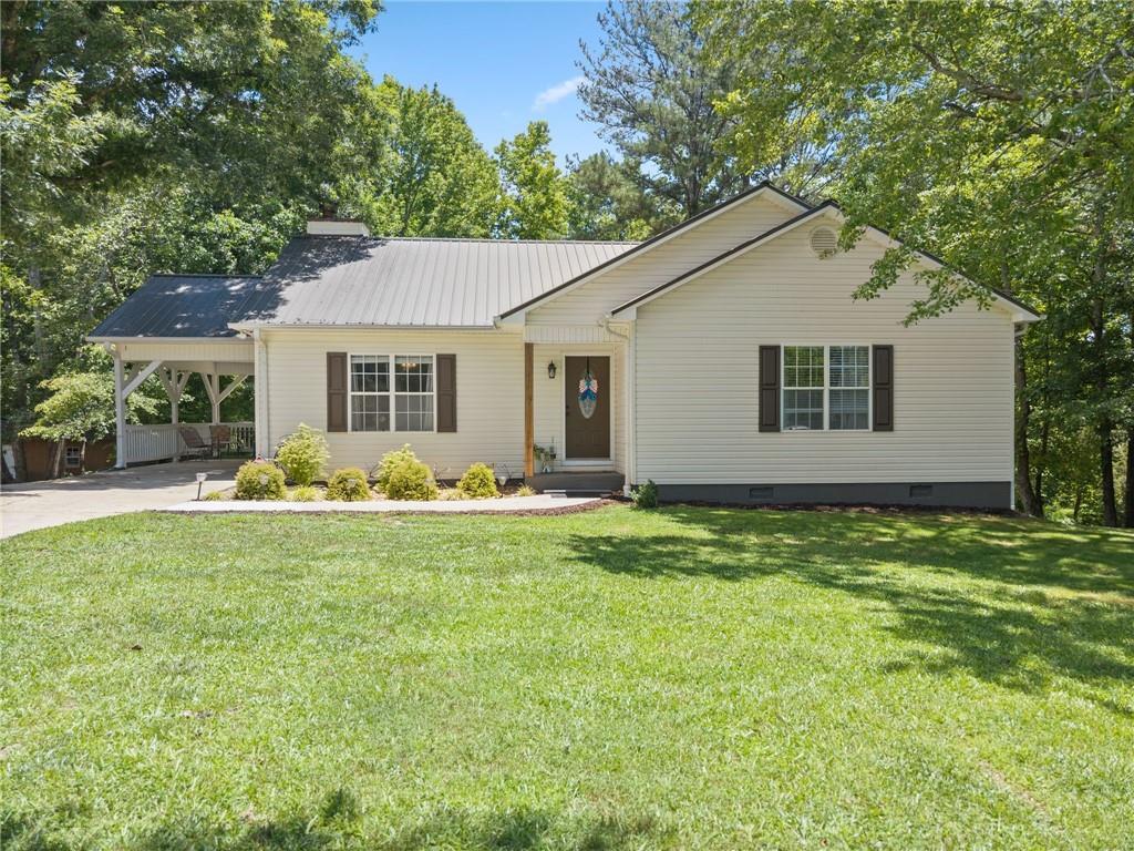 18 Chickasaw Tr., Cleveland, GA 30528