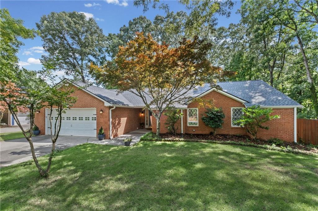 2665 Shadow Pine Dr., Roswell, GA 30076