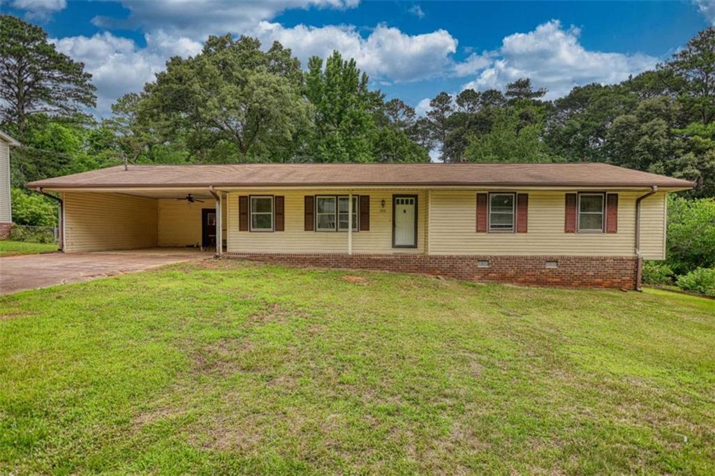 755 Navajo Tr., Covington, GA 30016