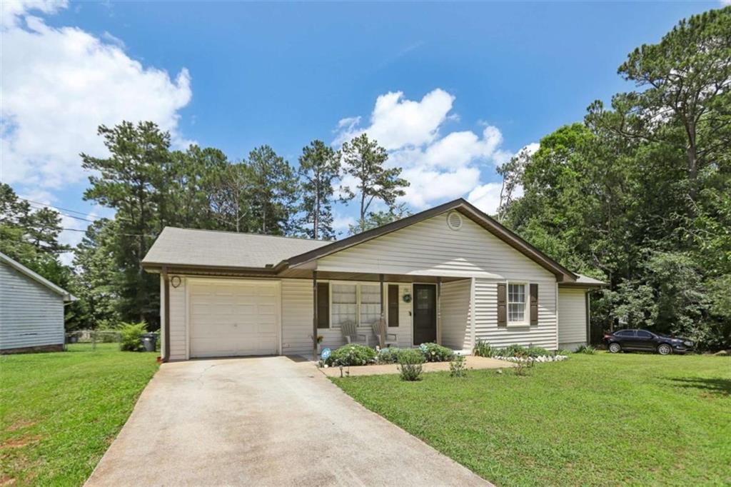 2458 Nugget Dr., Conyers, GA 30094