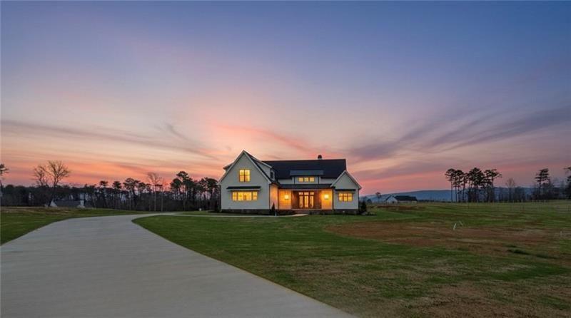 151 Palisade Dr., Rydal, GA 30171