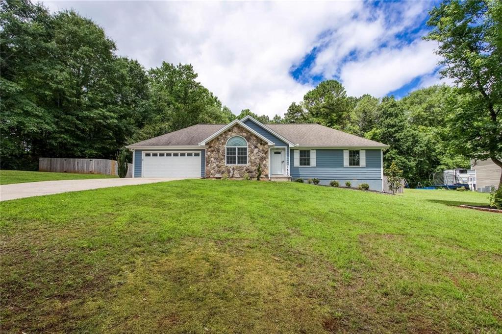 1420 Greenwood Ct., Canton, GA 30115