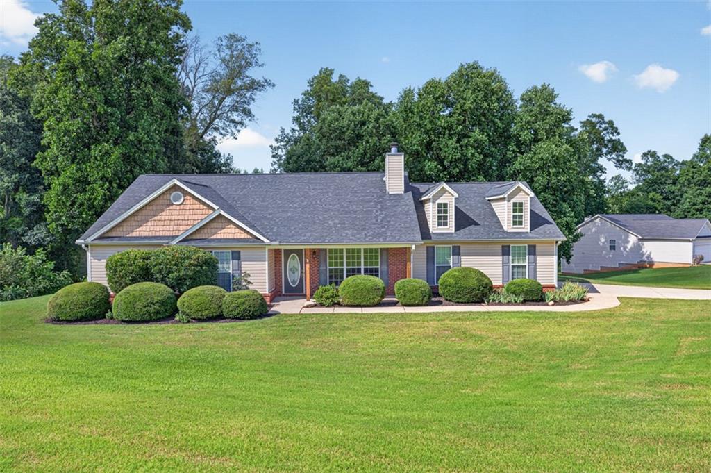 25 Persimmon Dr., Jefferson, GA 30549