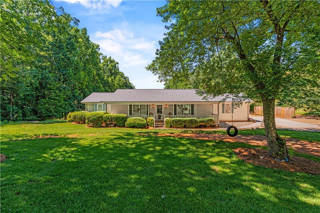 3880 Tanners Mill Rd., Gainesville, GA 30507