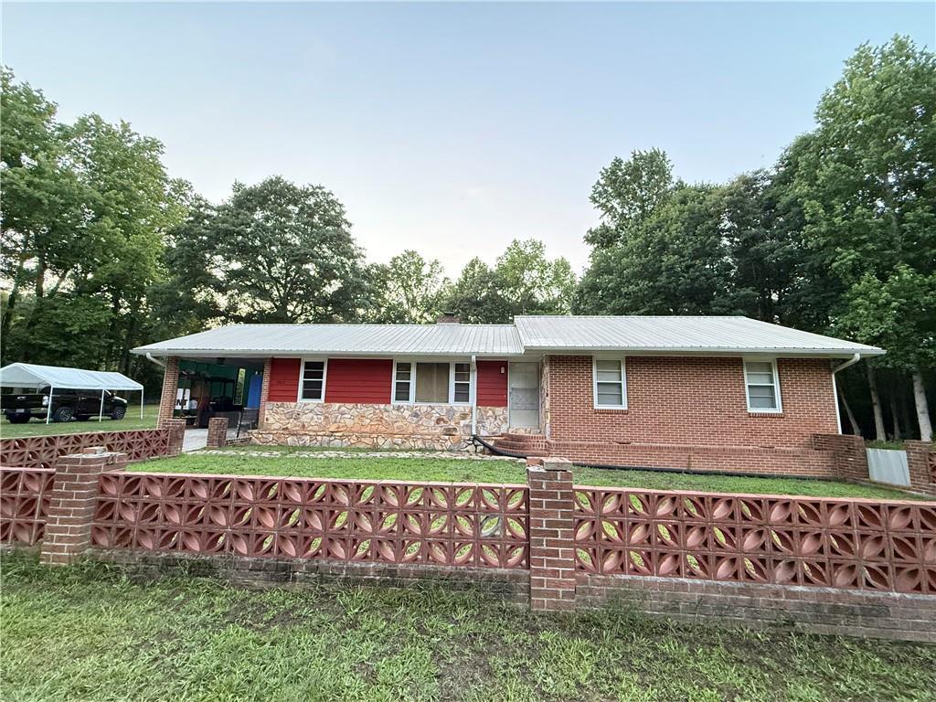 2827 Bomar Rd., Douglasville, GA 30135