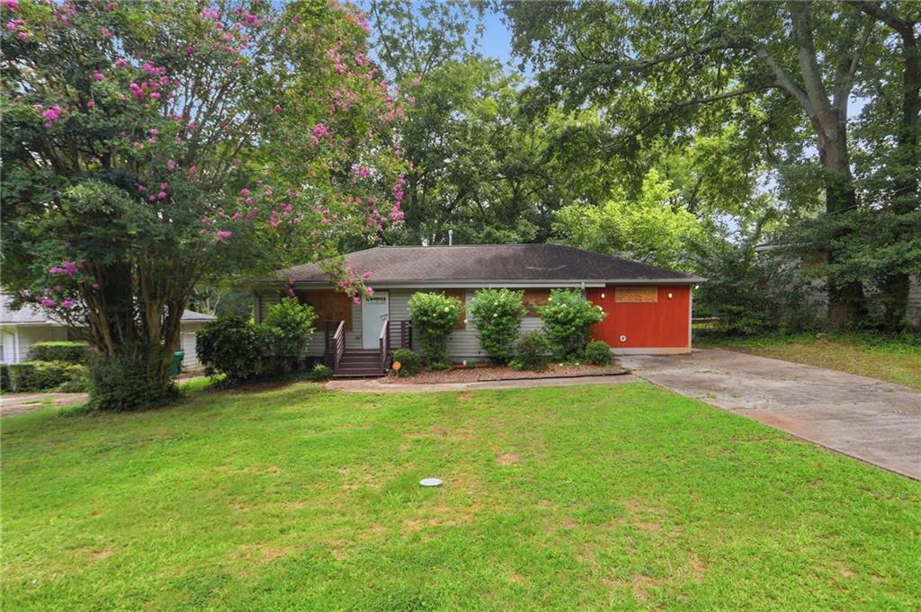 1996 Meadow Ln., Decatur, GA 30032