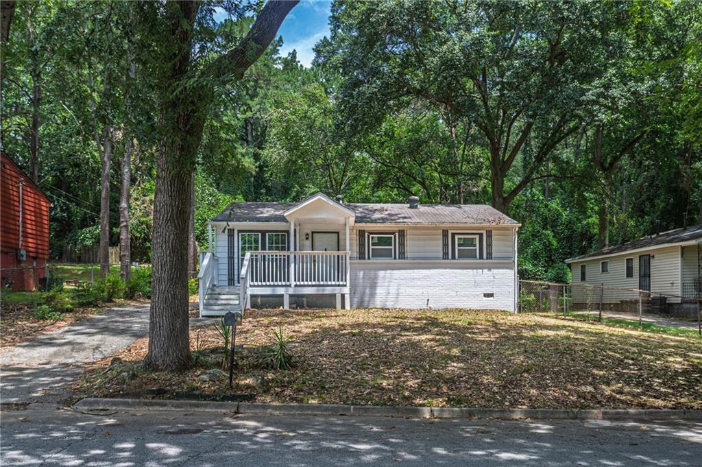 2403 Clarissa Dr., Atlanta, GA 30318