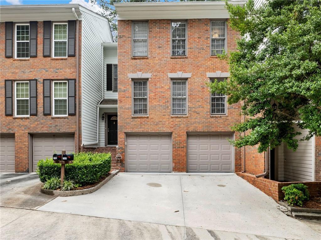 702 Brandywine Cir., Atlanta, GA 30350