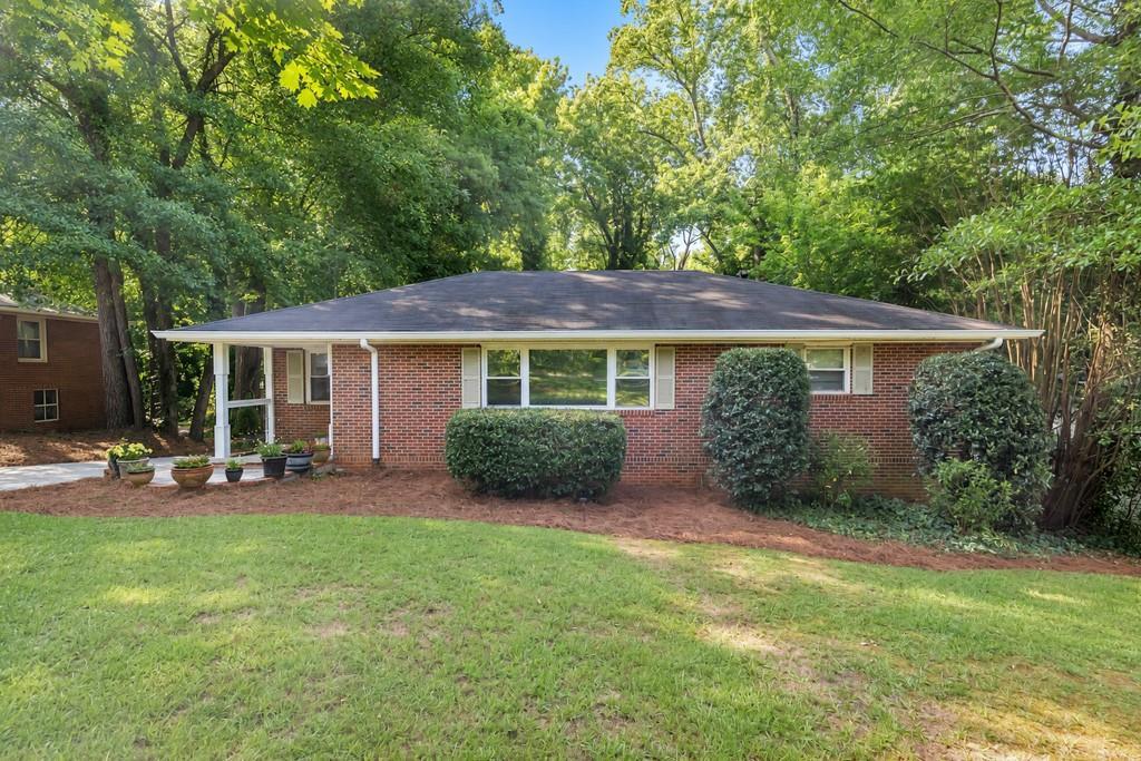 798 Pinehill Dr., Smyrna, GA 30080
