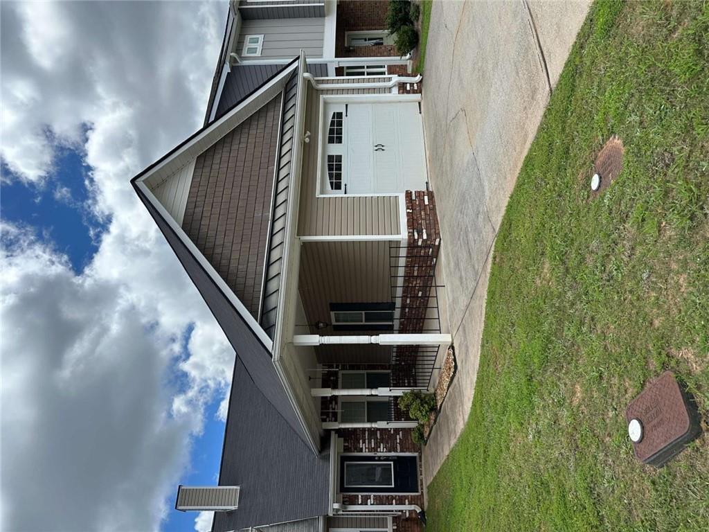 1910 School House Ln., Temple, GA 30179