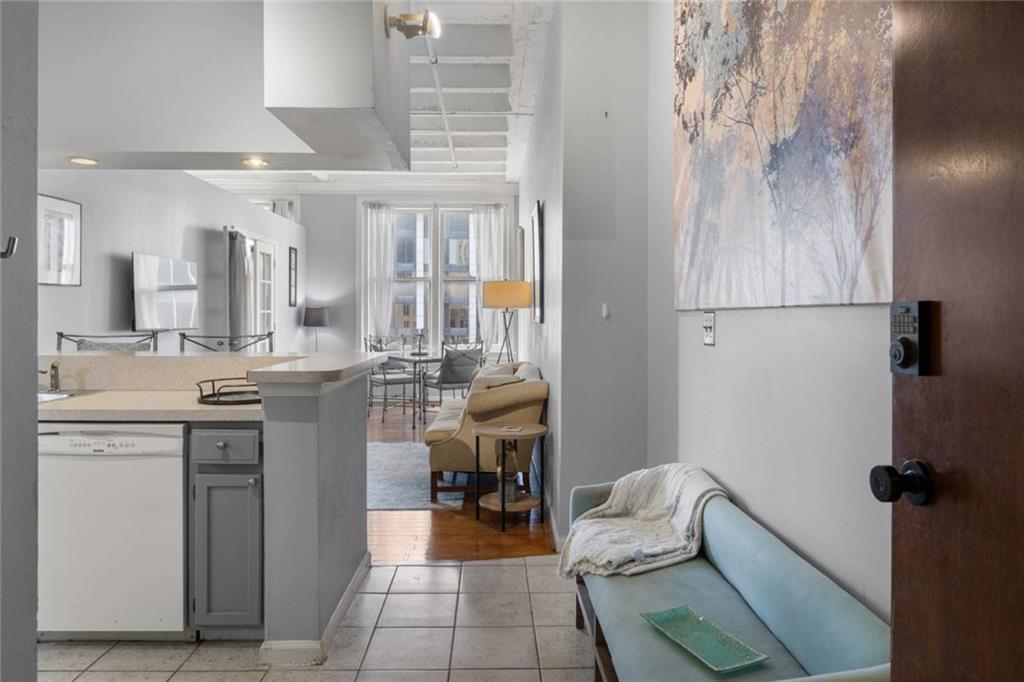 32 Peachtree St. #1605, Atlanta, GA 30303