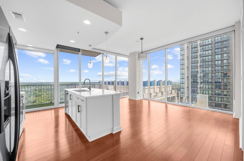 855 Peachtree St. #2513, Atlanta, GA 30308