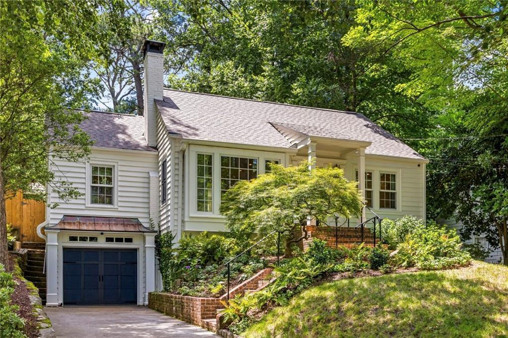 2060 Cottage Ln., Atlanta, GA 30318