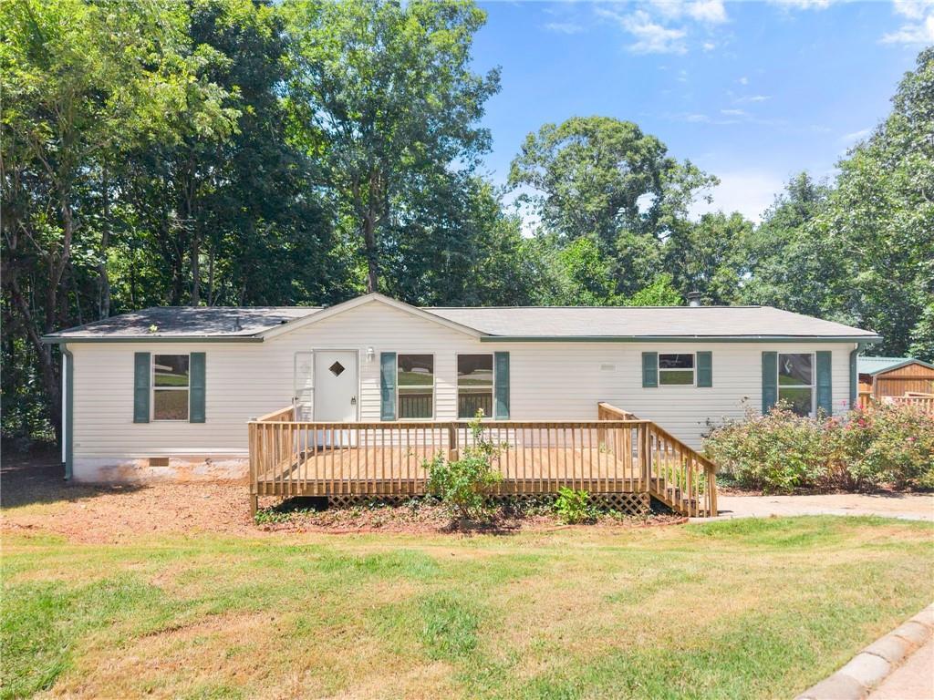 6736 Victoria Ln., Lula, GA 30554