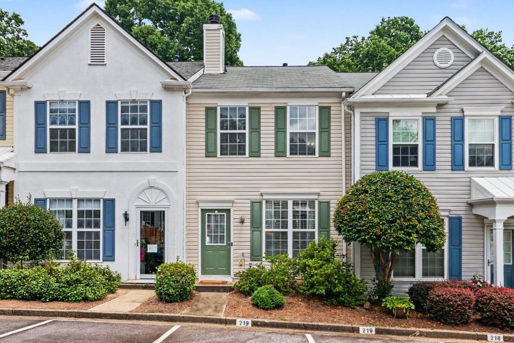 219 Buckland Dr., Alpharetta, GA 30022