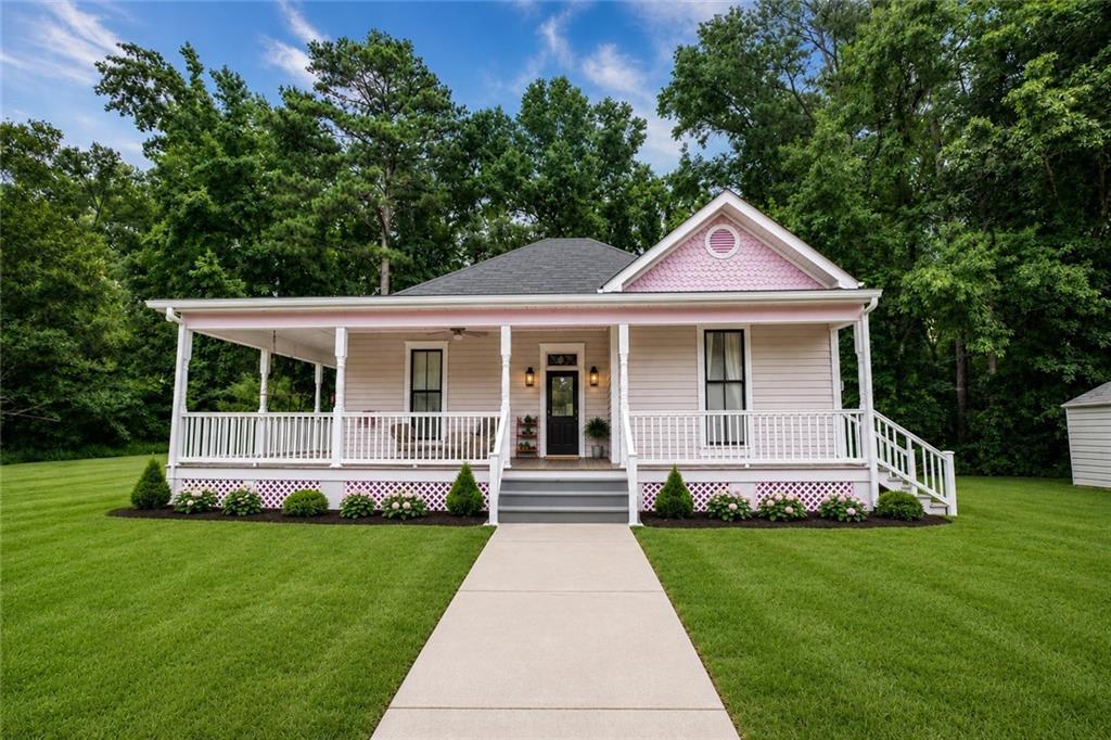 805 Starrsville Rd., Covington, GA 30014