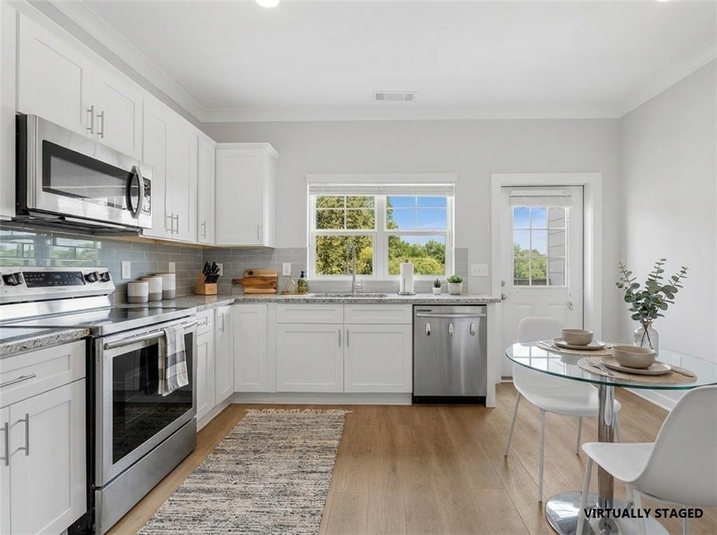 2021 Ocean Dr., Atlanta, GA 30318