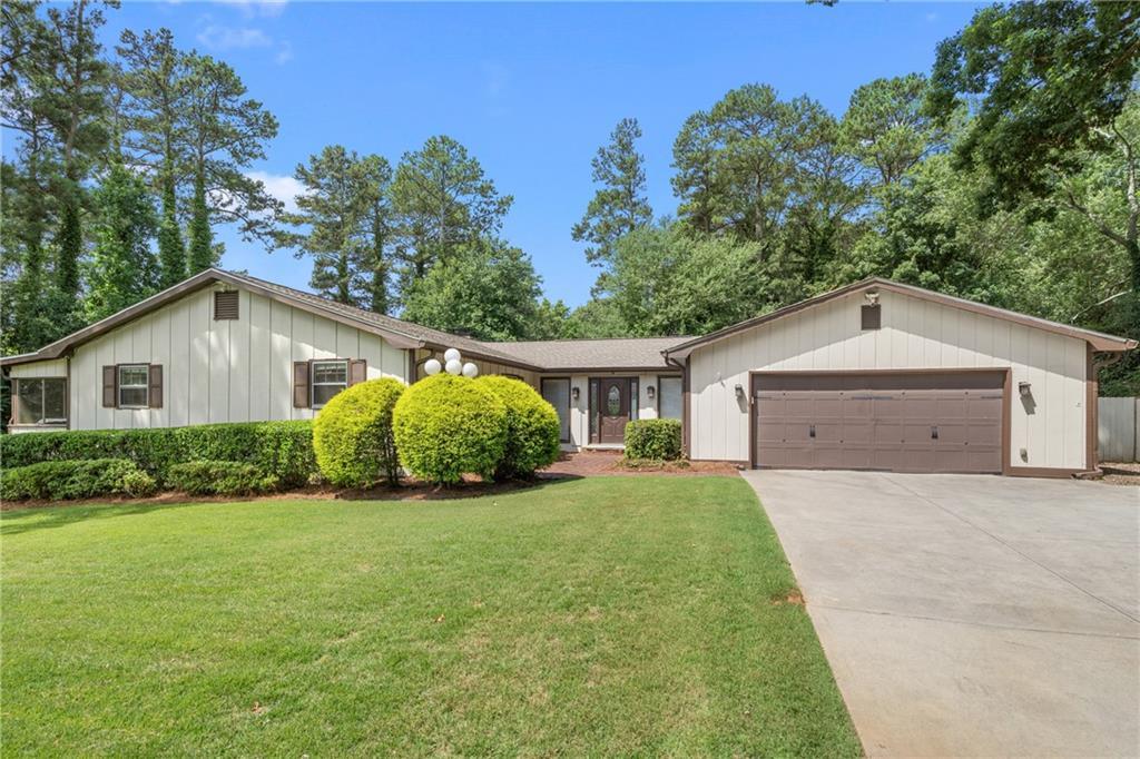 1204 Heritage Hills Cir., Snellville, GA 30078