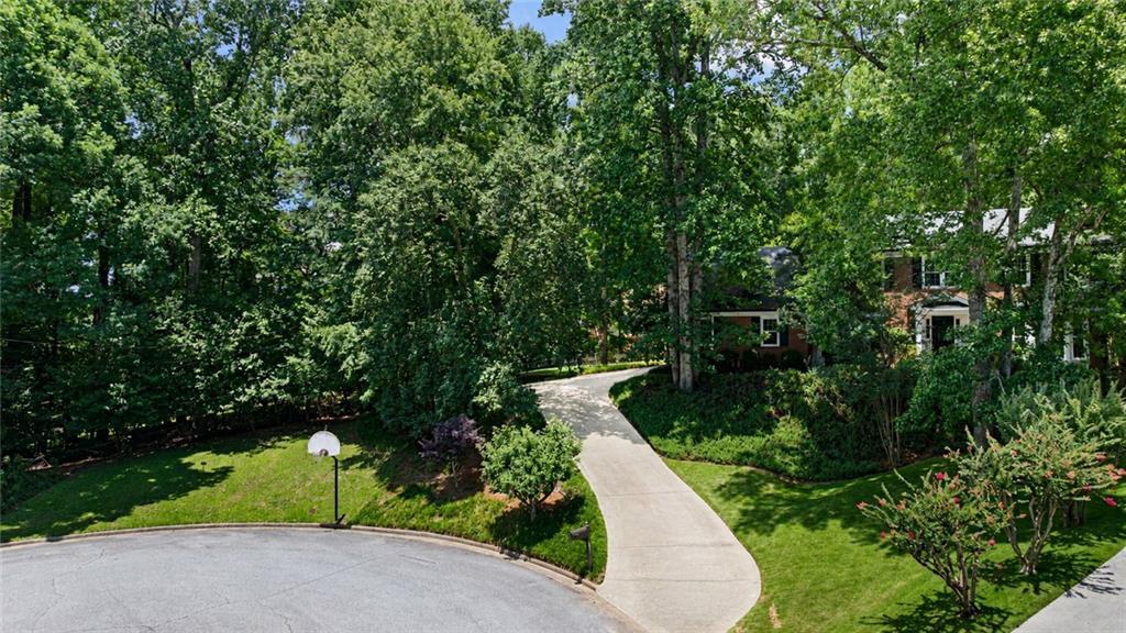 1689 Wellshire Ln., Atlanta, GA 30338