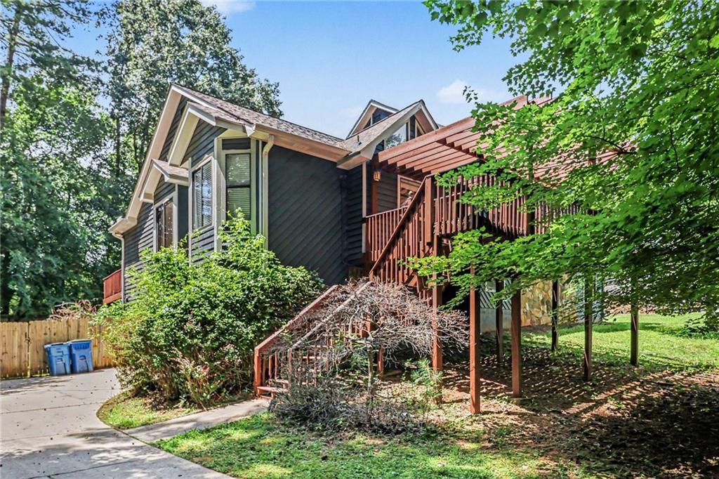 2711 Old Coach Rd., Duluth, GA 30096