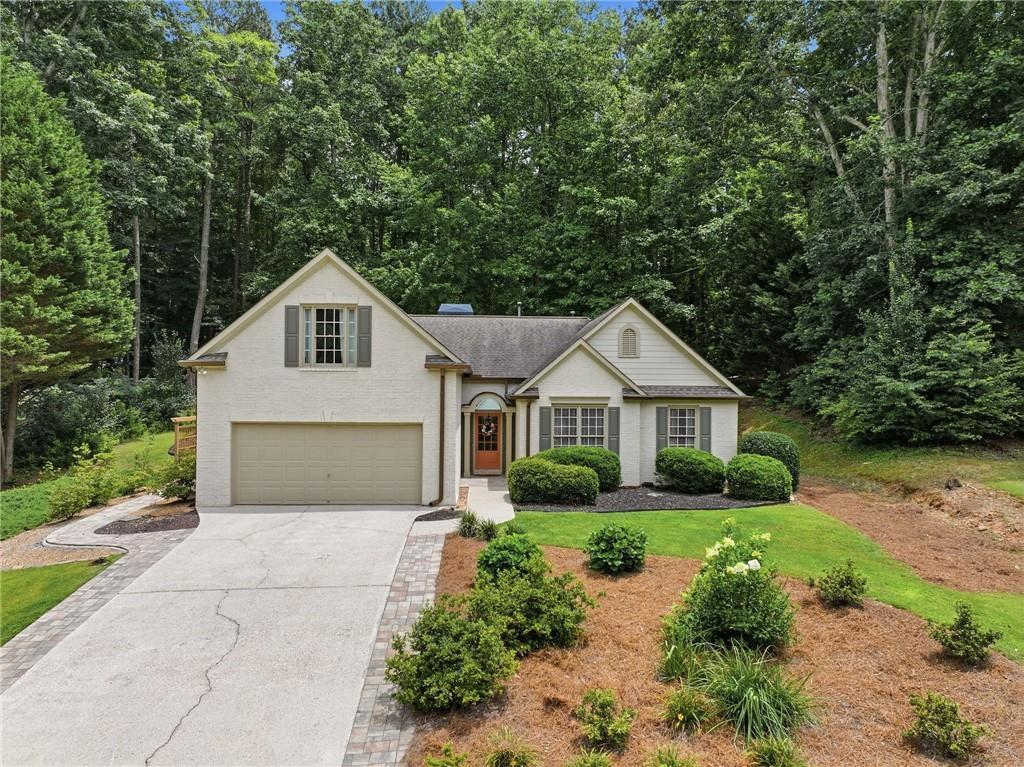 9655 Eagles Landing Dr., Gainesville, GA 30506