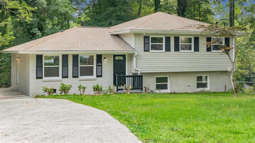 5678 Deerfield Ct., South Fulton, GA 30349