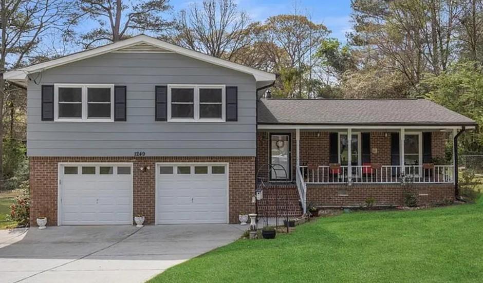 1249 Renee Dr Sw, Lilburn, GA 30047