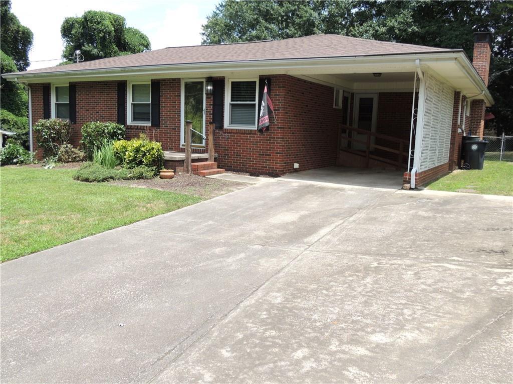 1144 Piedmont Pl., Gainesville, GA 30501