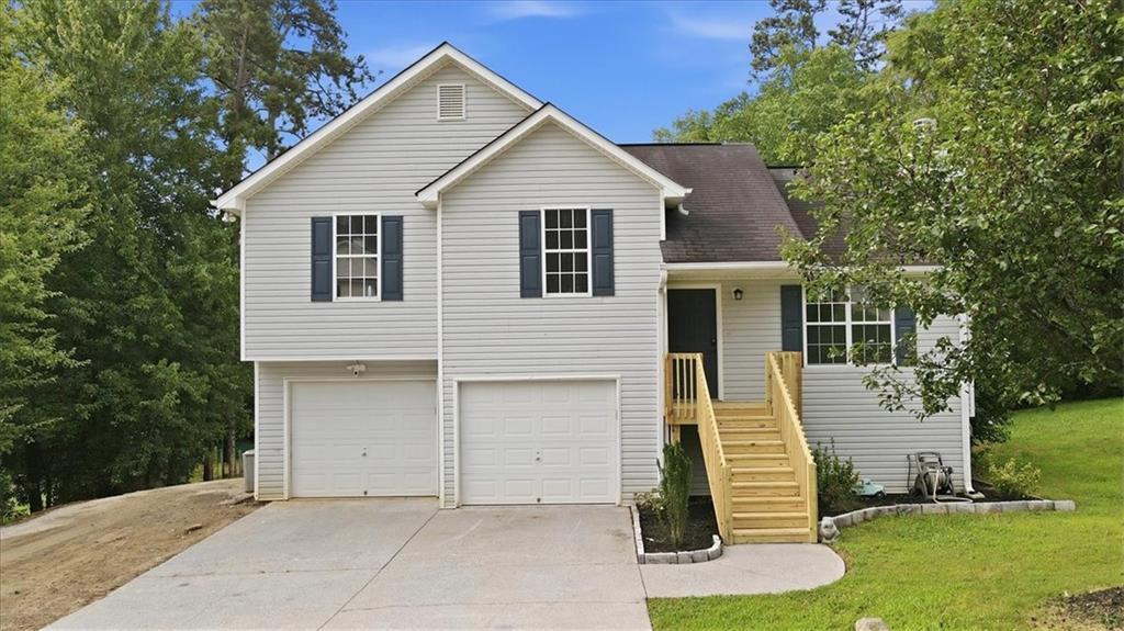27 Oak Grove Ln., Adairsville, GA 30103