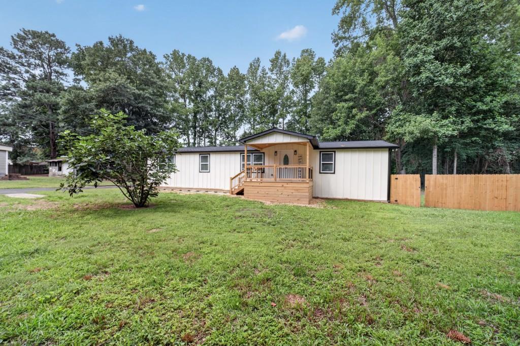 3955 Pecan St., Loganville, GA 30052