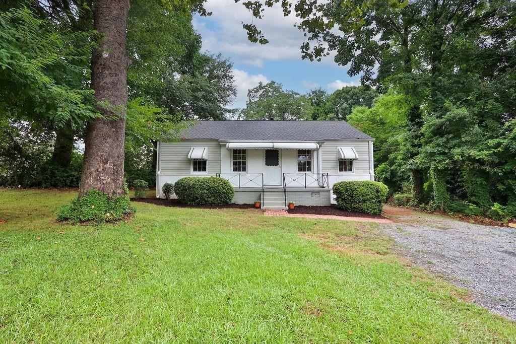 1329 Blanche Dr., Marietta, GA 30067