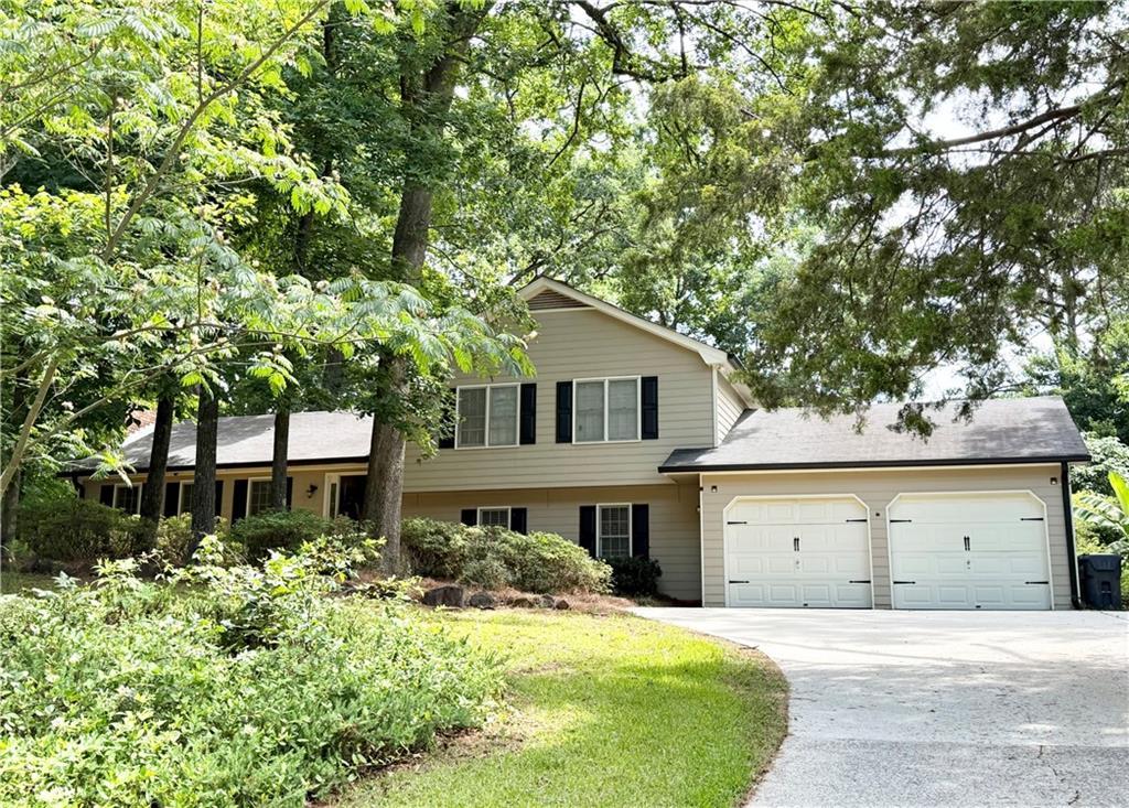234 Devant Pl., Lilburn, GA 30047