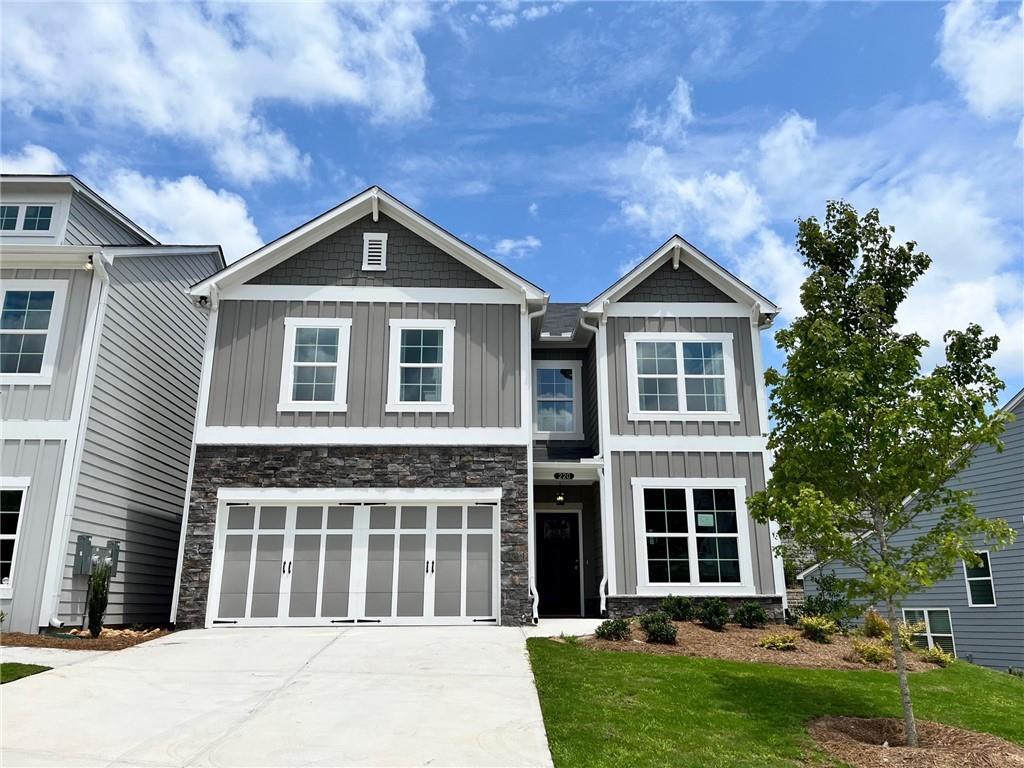 220 Lakeside Pl., Canton, GA 30114