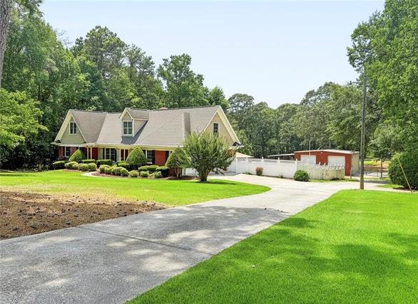 New Homes with In-ground Swimming Pools That Attend Buford Elementary School: July 5th to July 11th