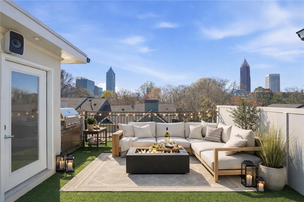 353 Brownstones Cir., Atlanta, GA 30312