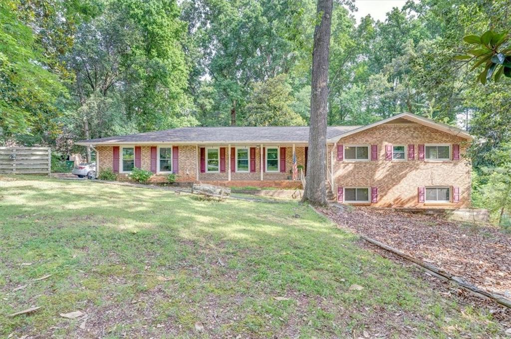 4548 Fountainhead Dr., Stone Mountain, GA 30083